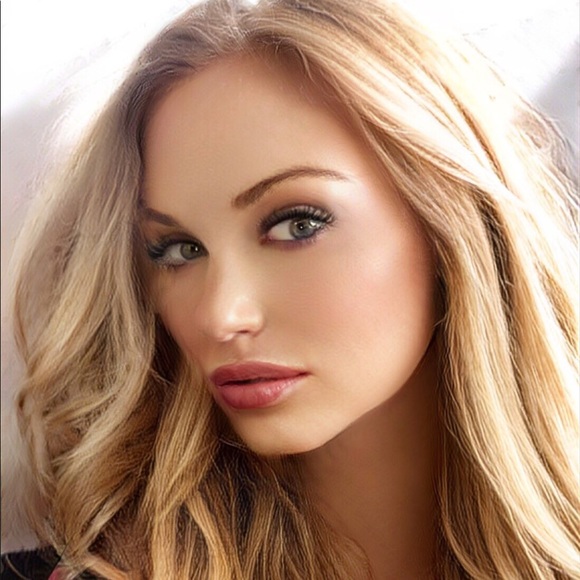 Meet your Posher, Rose - Picture 2 of 2